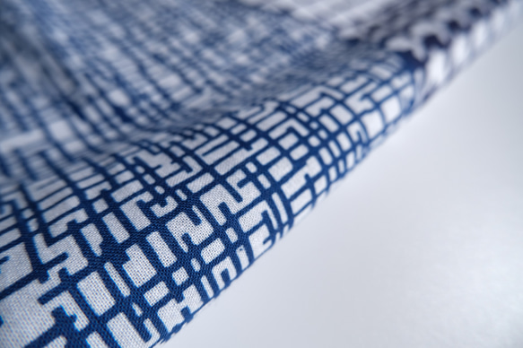 手ぬぐい |切り継ぎ　ネイビー　浜松注染　本染　綿100％　日本製 4枚目の画像