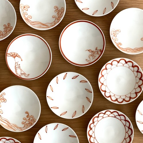 京焼・清水焼】京都 水野春陽窯 上絵 赤絵 豆皿(鳥獣戯画、波 京焼・清水焼】京都 水野春陽窯 上絵 赤絵 豆皿(鳥獣戯画、波