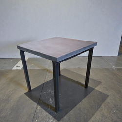 カウンターデスク｜横幅140cm｜ライトグレー｜薄塗りモルタル｜脚