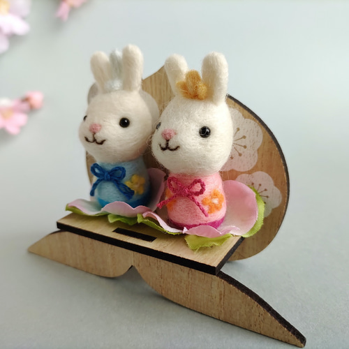 桃の飾り台のおひなさま（うさぎ)☆羊毛フェルト 羊毛フェルト nico*2