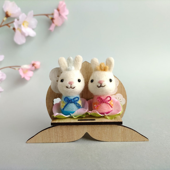 桃の飾り台のおひなさま（うさぎ)☆羊毛フェルト 羊毛フェルト nico*2