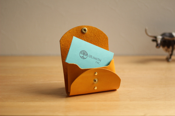 コロンとしたシンプル本革レザー名刺入れ＆カードケース　　自分用にもプレゼントにも 5枚目の画像