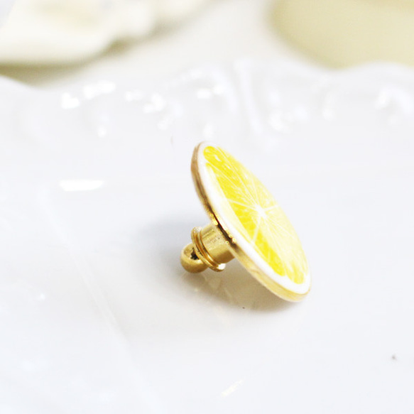 金屬檸檬插針/翻領針【日本製】檸檬/水果 第2張的照片