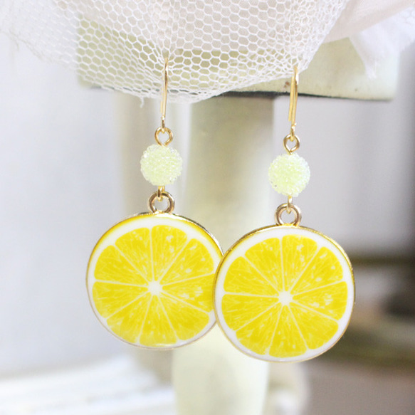 金屬檸檬耳環/耳環【日本製造】P-3232 檸檬/水果 第2張的照片
