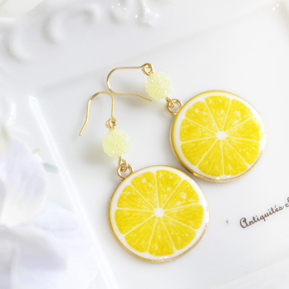 金屬檸檬耳環/耳環【日本製造】P-3232 檸檬/水果 第1張的照片