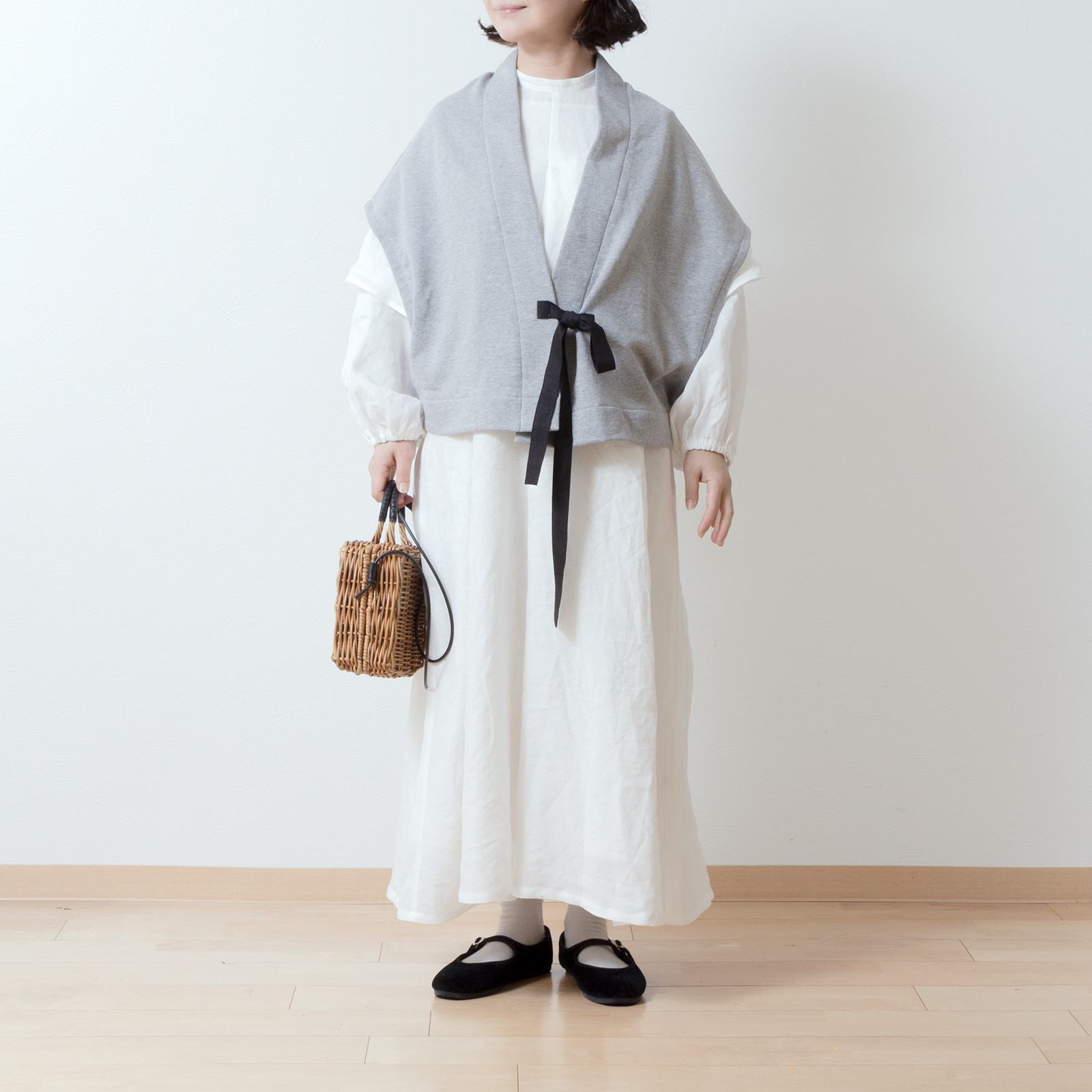 コットン裏毛ハーフショールリボンテープ付きベスト/トップグレー 11,242円