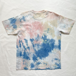 送料無料 "Coloring" 藍染+泥染　オーガニックコットンTシャツ　絞り染め 染色 3枚目の画像