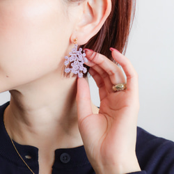 梭織花邊串珠耳環 Branch Purple *可換成耳環 第2張的照片
