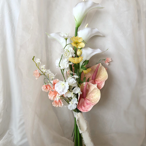 アンスリウムとカラーのロングウェディングブーケ ブーケ Riche 通販