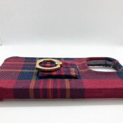 赤のチェックの布のiPhoneケース 6枚目の画像