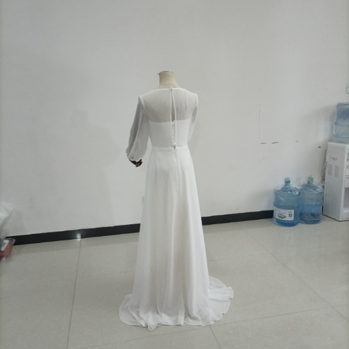 優しい パーティードレス 上品透け袖 長袖 エレガント スレンダー  