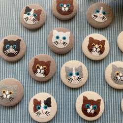 くるみボタン刺繍ブローチ のおすすめ人気通販 検索結果｜Creema