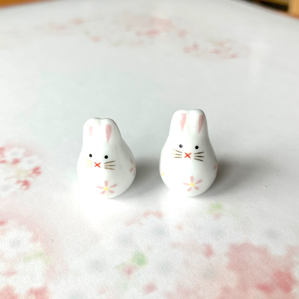 ふっち　ハンドメイドキモノ うさぎ3セット　パリのビーズやレースお花 レシピ ドレスうさぎ ビーズモチーフ（プリント・PDF） 編み図