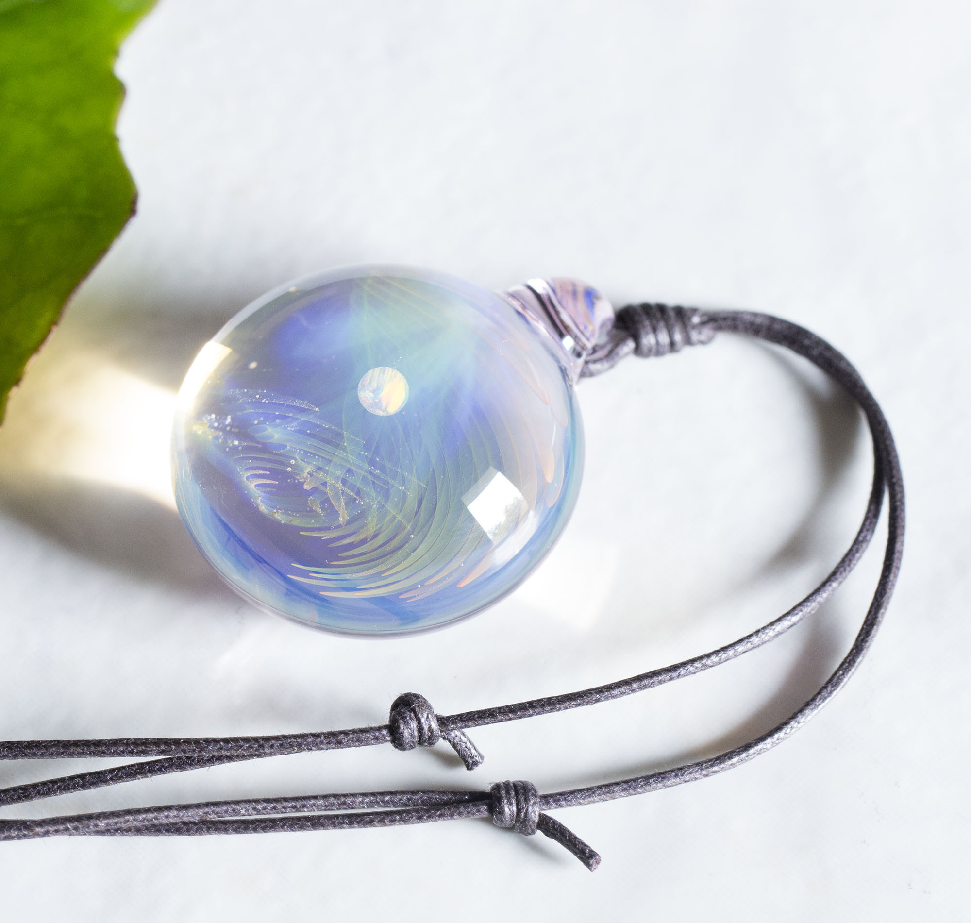 WINGS OF UNIVERSE ボロシリケイトガラスペンダント wu15