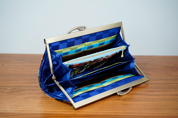 桜柄の金襴織物で和風長財布＊(紺色) 3枚目の画像