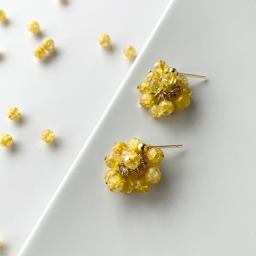 ミモザイエローのクリスタルつぶつぶピアス・イヤリング ピアス