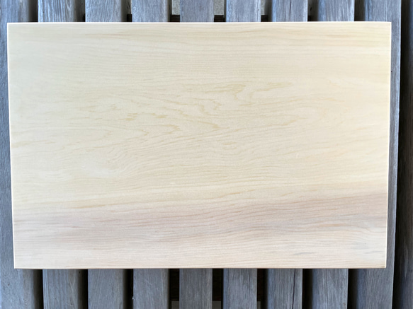 カッティングボード　まな板　一枚板　　　　　木肌が綺麗です✴︎ 1枚目の画像