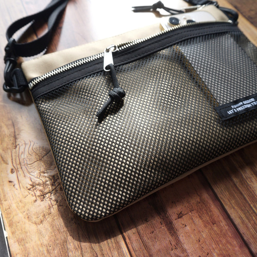 選べるショルダーストラップ（秋色ベージュ×メッシュ）アウトドアや