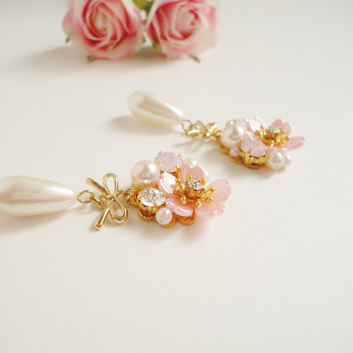 再販】桜ビジューとしずくパール ~Sweet Pink~ イヤリング 再販】桜ビジューとしずくパール ~Sweet Pink~ イヤリング