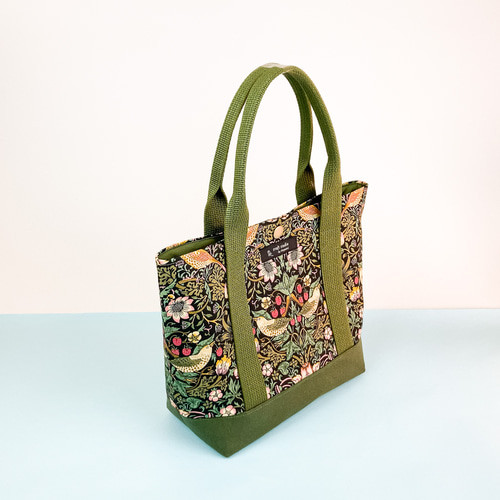 魅力的】ウィリアム・モリス生地使用「いちご泥棒」 トート