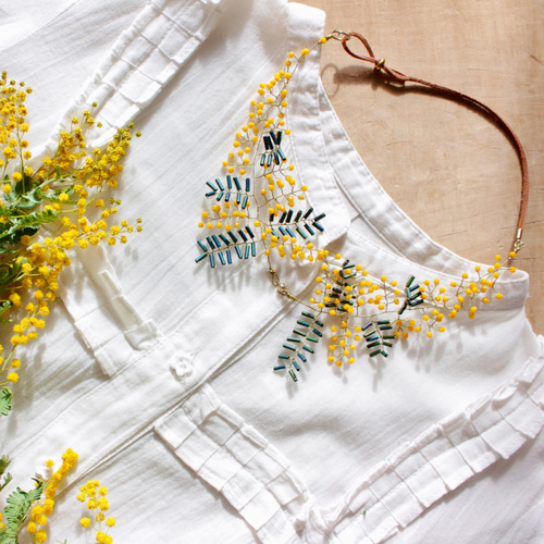 つけ襟ネックレス《ミモザ・角襟》【再販】 ネックレス