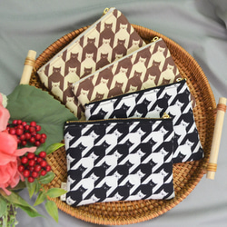 ありそうでなかった千猫格子の小さめポーチ 猫好きさんに 母の日に