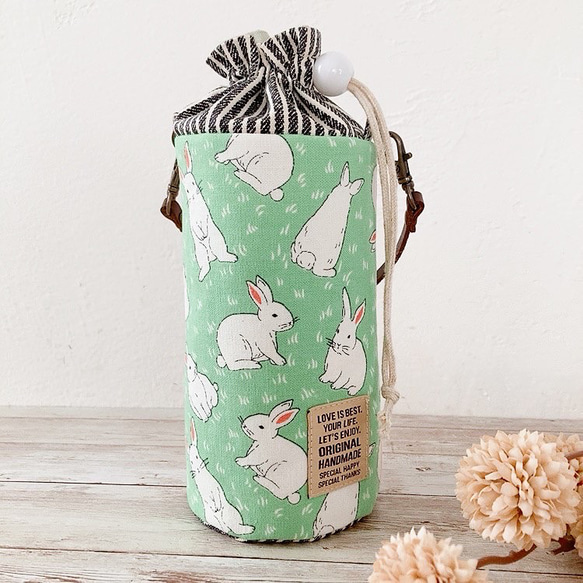 ペットボトルカバー　ミニ　輸入生地うさぎ柄　ピンク　ハンドメイド ペットボトルカバー ミニ 輸入生地うさぎ柄 ピンク ハンドメイド