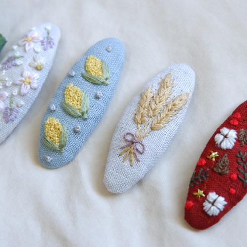 春夏秋冬モチーフ刺繍のヘアピン ヘアピン Szal 通販 15446550｜Creema  