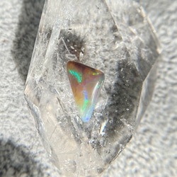 天然オーストラリアオパールルース0.78ct Lightning Ridge産原石から磨きました！ 8枚目の画像