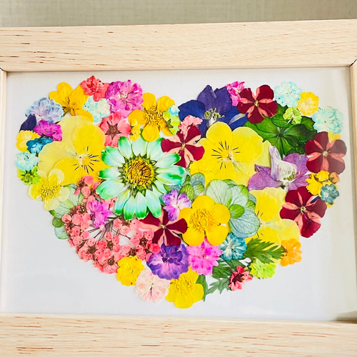 ぷっくりハート♡心華やぐ押し花アート♡ フォトフレーム・写真立て や
