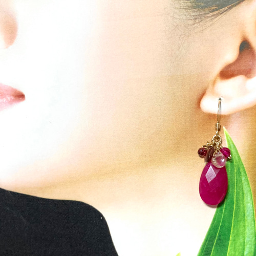 k14gf 大粒ルビーペアシェイプカットピアス ピアス（フック