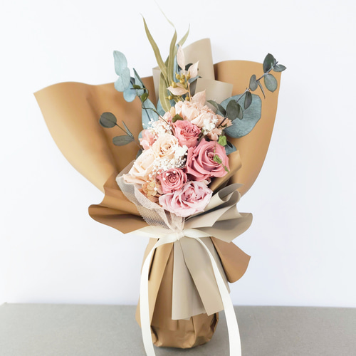 クラシックカラーのブーケ：ギフトにもおすすめ！ドライ・プリザーブド