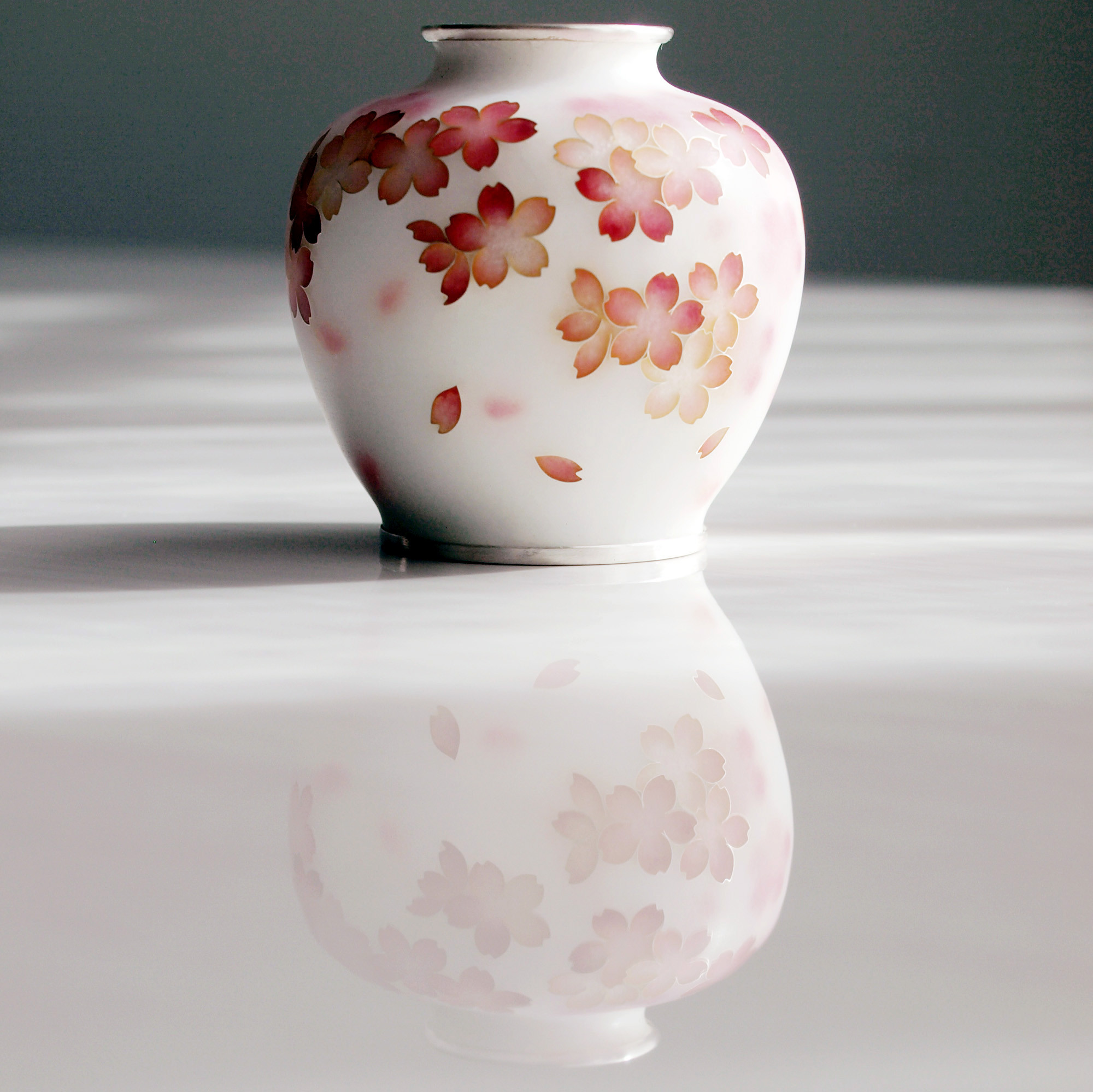 芸能品　沖縄古代花瓶　銅 芸能品沖縄古代花瓶銅