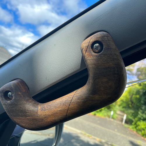 ハイエース200系 スーパーGL アシストグリップ 左右 木製 wood ハイエース200系 スーパーGL アシストグリップ 左右 木製 wood