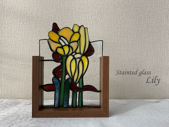 ステンドグラス パネル「クロッカスの花束」① 4枚目の画像