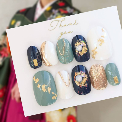 前撮りや振袖や和装に◇シックな紺色とカーキと白の金箔風とキラキラ  