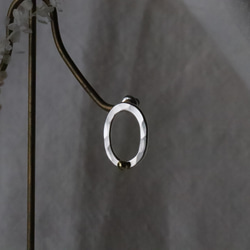 freckle. 【rintorin 凛と鈴】 silver/真鍮/両耳用/オーバルピアス/silverピアス/受注制作 1枚目の画像