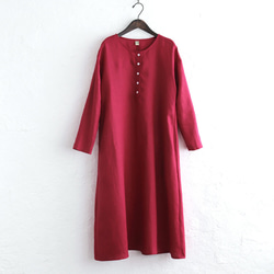 亞麻庫爾塔風格連身裙長袖（草莓紅）OP27。 第8張的照片
