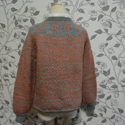 オーダーの柿色とグレーのセーター 3枚目の画像