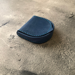 馬蹄型コインケース　スクラッチレザー　コバルトブルー 2枚目の画像