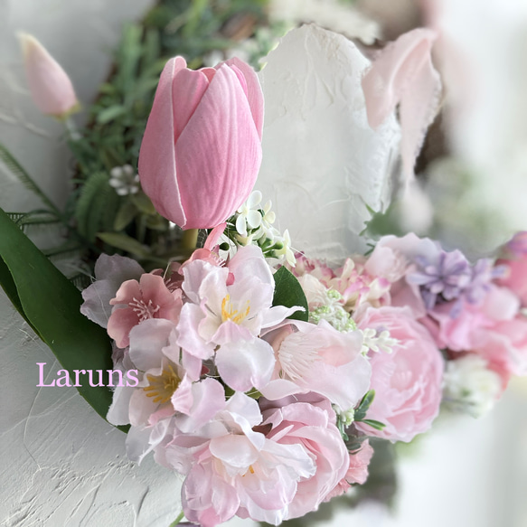 ローズとスカビオサとチューリップのパステルピンクのスプリングリース　桜　玄関リース　直径30㎝　贈り物 6枚目の画像