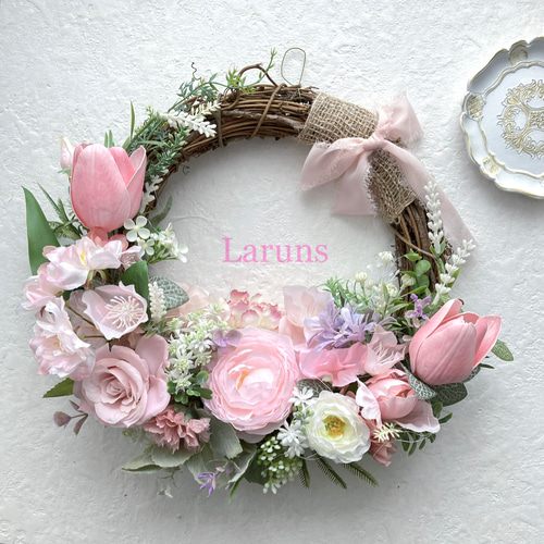ローズとスカビオサとチューリップのパステルピンクのスプリングリース
