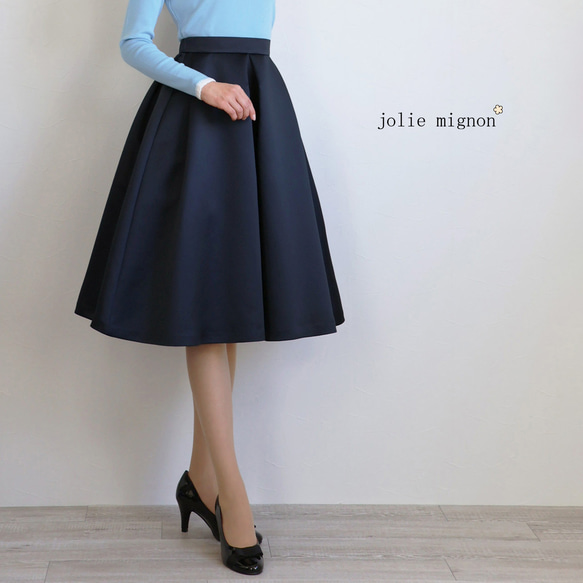 [大人獨有的優雅氛圍！ ] 細緞材質 蓬鬆褶裙 [海軍藍] 第1張的照片