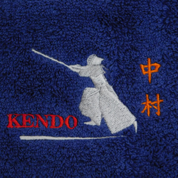 イケメン「ハシビロコウ」の刺繍入りクールネックスウェット