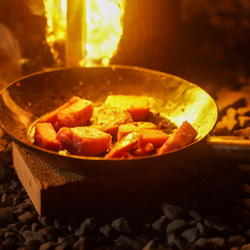 中サイズ（深型タイプ）3.2mm極厚　丸い形　鉄フライパン　ブッシュクラフト 7枚目の画像