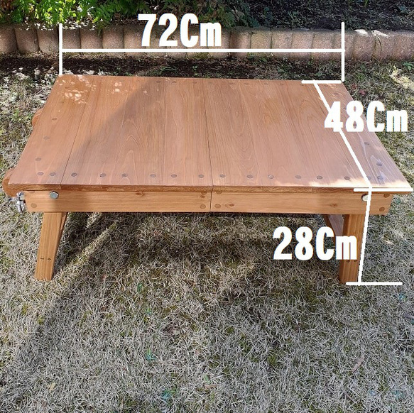 折り畳みテーブル　アウトドアーやキャンプにも使えるテーブル 4枚目の画像
