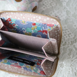 リバティ財布　刺繍リボン×チャイブ（輸入）×デカダントブルームス　ラウンドファスナーミニウォレット 5枚目の画像