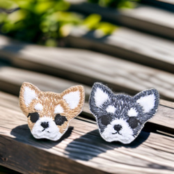 チワワ もふもふ刺しゅう ミニサイズワッペン（アイロン接着）4枚