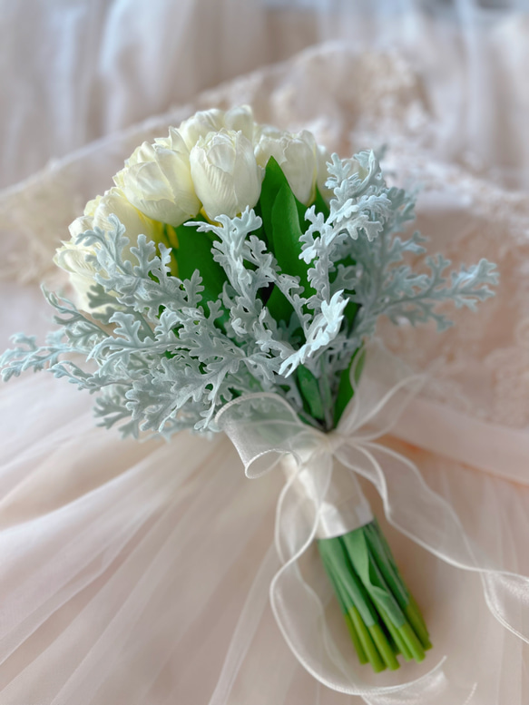 チューリップ ウエディングブーケ 造花 白 春 ブーケ＆ブートニアset　送料無料 アーティフィシャルフラワー U1691650568(13000円)