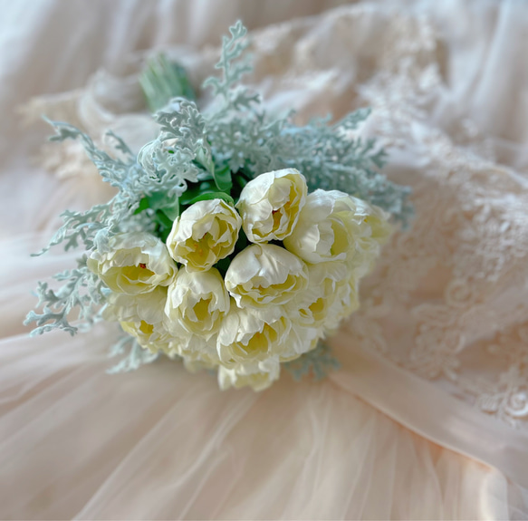 チューリップ ウエディングブーケ 造花 白 春 ブーケ＆ブートニアset　送料無料 アーティフィシャルフラワー U1691650568(13000円)